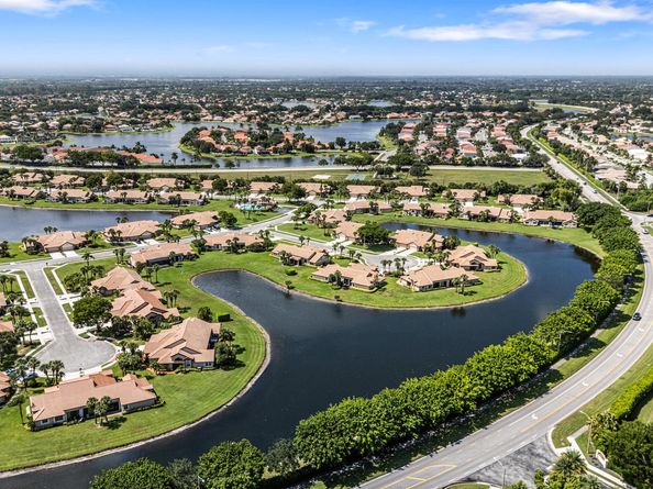 7219 Le Chalet Boulevard, Boynton Beach FL 33472