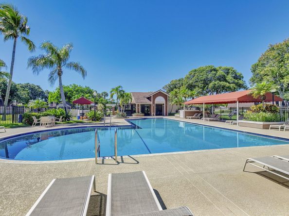 7205 72nd Way, West Palm Beach FL 33407