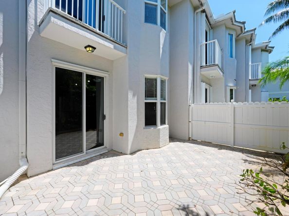 774 Seaview Drive, Juno Beach FL 33408