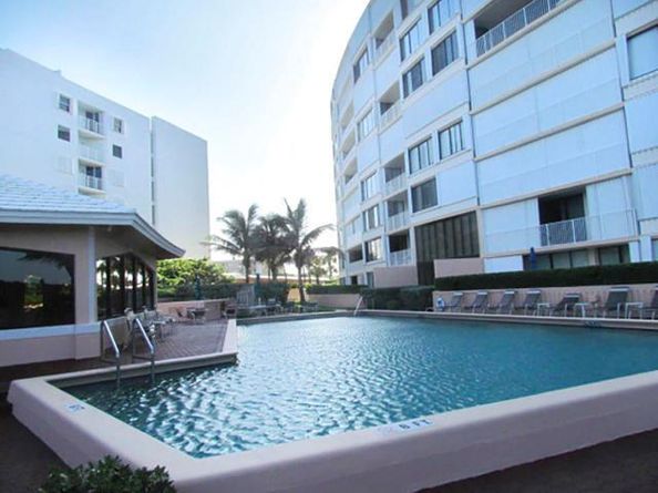 3589 S Ocean Boulevard 35, South Palm Beach FL 33480