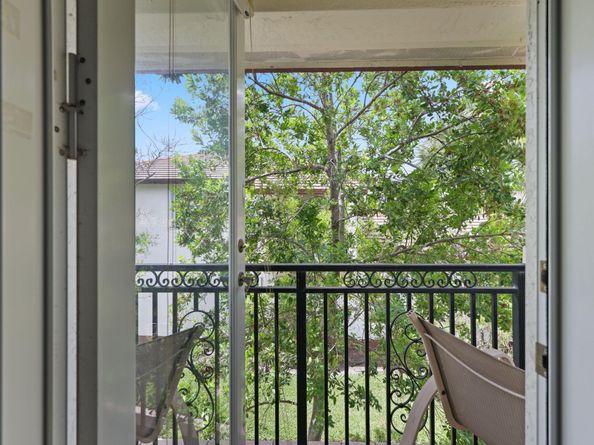 4501 Mimosa Terrace 1404, Coconut Creek FL 33073
