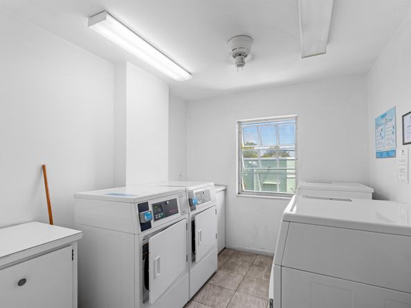2221 NE 68th Street 922, Fort Lauderdale FL 33308