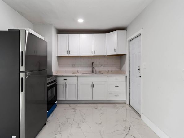 2844 NW 8 Street, Fort Lauderdale FL 33311
