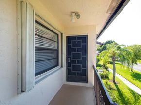 7920 Eastlake Drive 19F, Boca Raton FL 33433