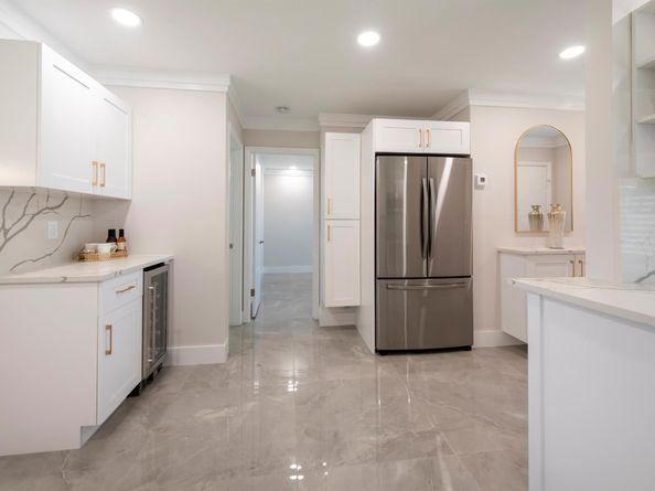 7920 Eastlake Drive 19F, Boca Raton FL 33433