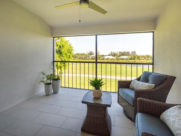7920 Eastlake Drive 19F, Boca Raton FL 33433