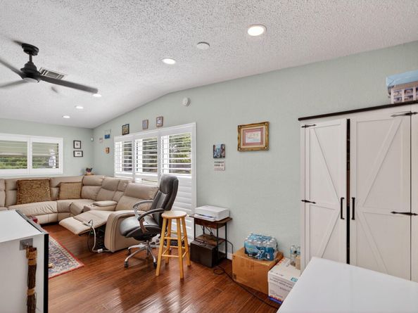 300 SW 25th Avenue, Fort Lauderdale FL 33312