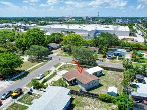 300 SW 25th Avenue, Fort Lauderdale FL 33312