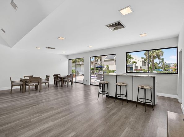 1605 S Us Highway 1 202v6, Jupiter FL 33477