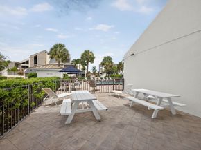 1605 S Us Highway 1 202v6, Jupiter FL 33477