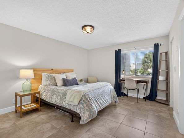 1605 S Us Highway 1 202v6, Jupiter FL 33477