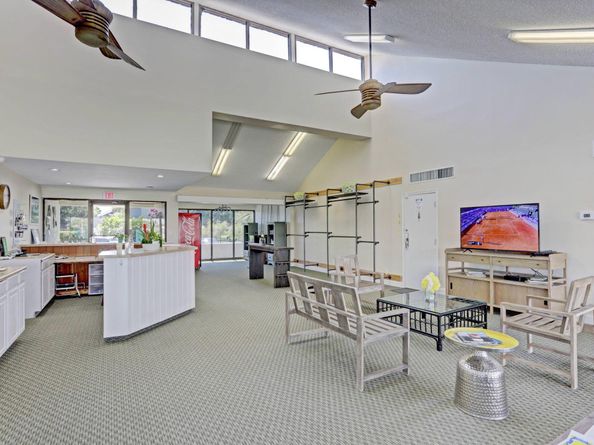 1605 S Us Highway 1 202v6, Jupiter FL 33477