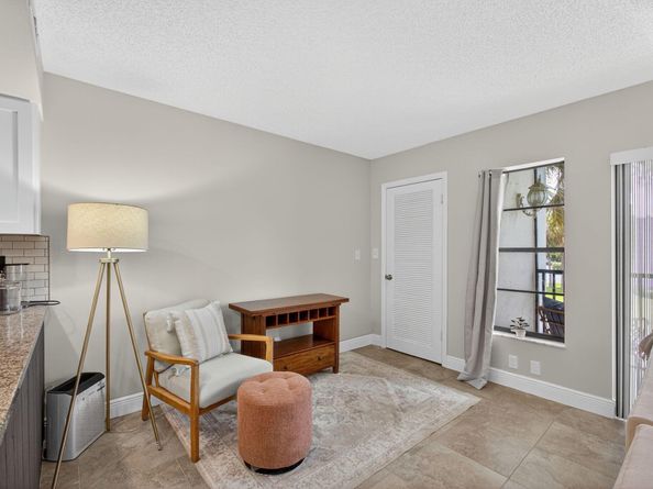1605 S Us Highway 1 202v6, Jupiter FL 33477