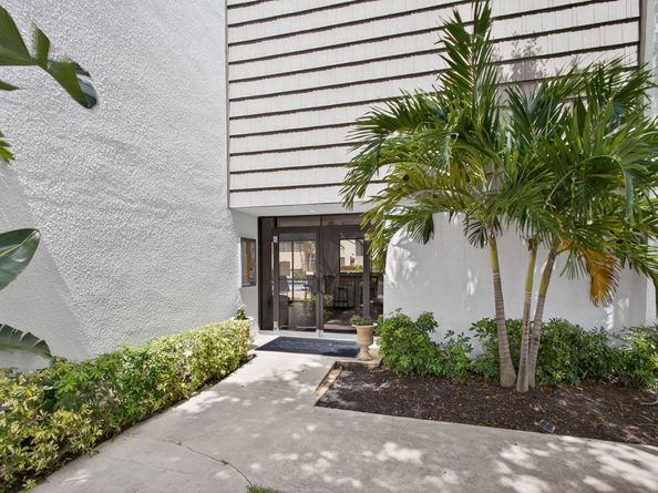 1605 S Us Highway 1 202v6, Jupiter FL 33477