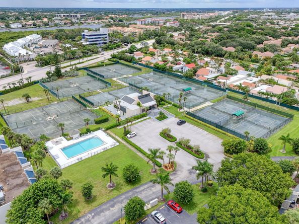 1605 S Us Highway 1 202v6, Jupiter FL 33477