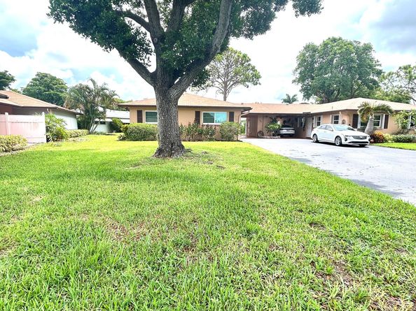 715 Whippoorwill Lane, Delray Beach FL 33445