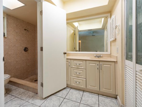 7441 NW 13th St, Plantation FL 33313