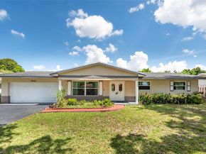 7441 NW 13th St, Plantation FL 33313