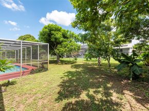 7441 NW 13th St, Plantation FL 33313