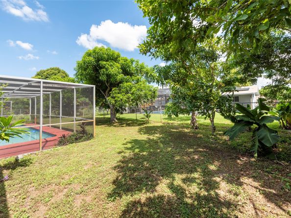 7441 NW 13th St, Plantation FL 33313