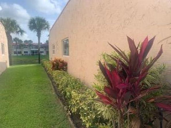 123 Lake Gloria Drive, West Palm Beach FL 33411
