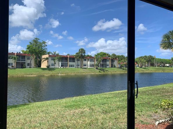 123 Lake Gloria Drive, West Palm Beach FL 33411