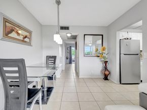 425 Southampton B 425, West Palm Beach FL 33417