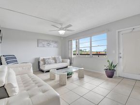 425 Southampton B 425, West Palm Beach FL 33417