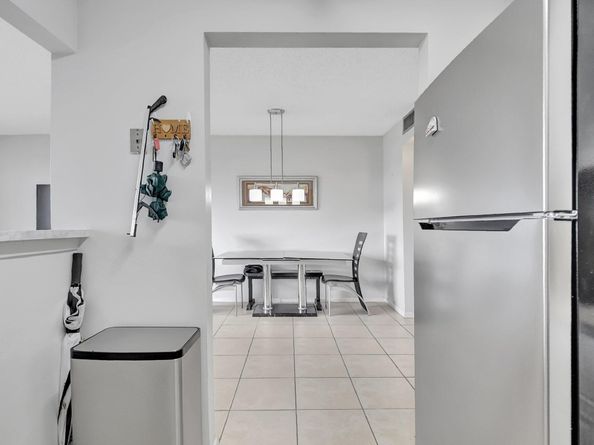 425 Southampton B 425, West Palm Beach FL 33417