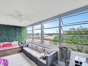 425 Southampton B 425, West Palm Beach FL 33417