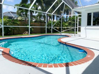 764 SW 7th St