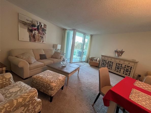 333 NE 21st Ave 318, Deerfield Beach FL 33441