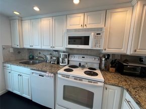 333 NE 21st Ave 318, Deerfield Beach FL 33441