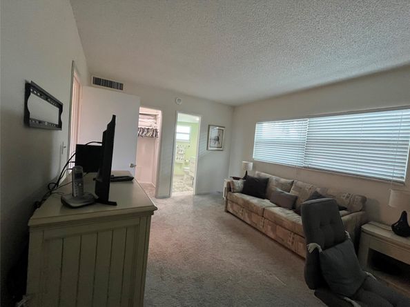 333 NE 21st Ave 318, Deerfield Beach FL 33441