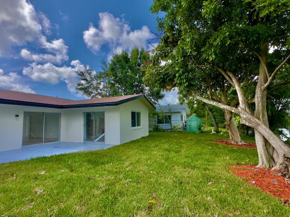 6811 NW 32nd Ave, Fort Lauderdale FL 33309