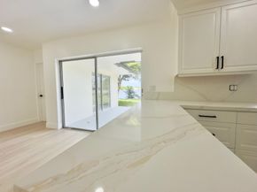 6811 NW 32nd Ave, Fort Lauderdale FL 33309
