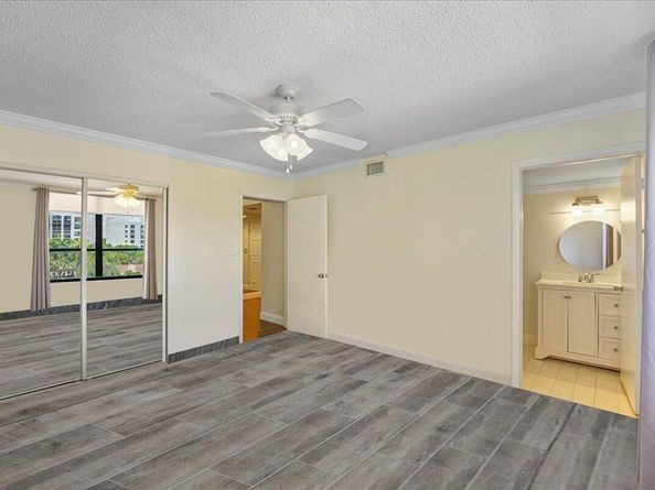 7572 Regency Lake Drive 501, Boca Raton FL 33433