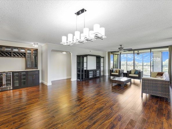 7572 Regency Lake Drive 501, Boca Raton FL 33433