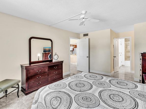 2801 NW 47th Ter 106, Lauderdale Lakes FL 33313