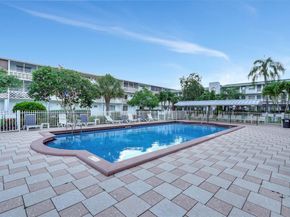 15610 NE 6th Avenue NE 10c, Miami FL 33162