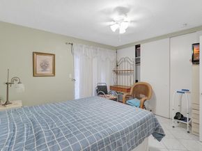 15610 NE 6th Avenue NE 10c, Miami FL 33162