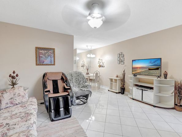 15610 NE 6th Avenue NE 10c, Miami FL 33162