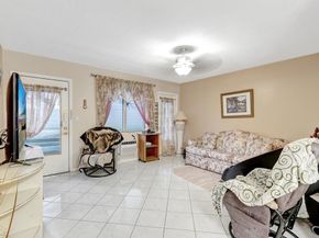 15610 NE 6th Avenue NE 10c, Miami FL 33162