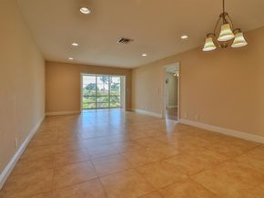 118 Yacht Club Drive 7, North Palm Beach FL 33408