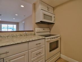 118 Yacht Club Drive 7, North Palm Beach FL 33408