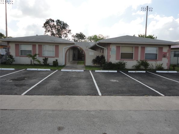 3990 NW 30th Ter, Lauderdale Lakes FL 33309