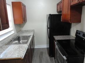 3990 NW 30th Ter, Lauderdale Lakes FL 33309