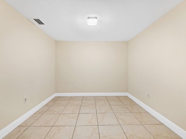 2641 N Flamingo Rd TH7, Sunrise FL 33323