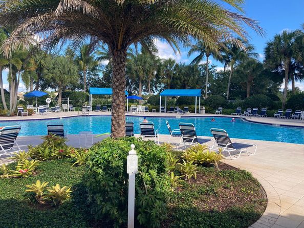 8251 Tobago Lane, Wellington FL 33414