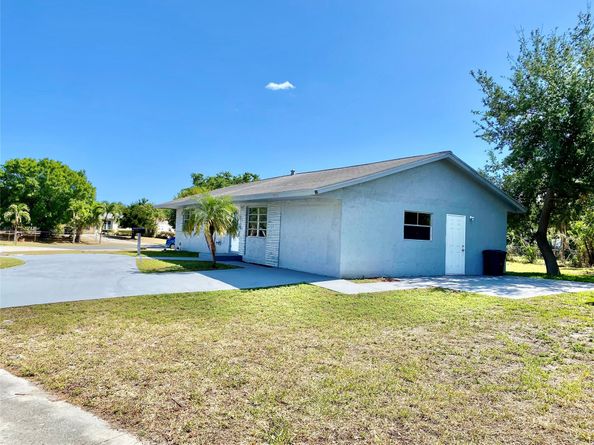 1654 43rd St, West Palm Beach FL 33407